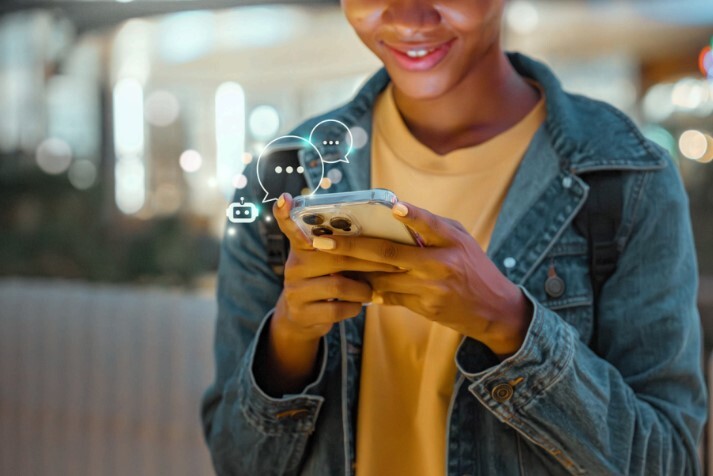 woman_texting